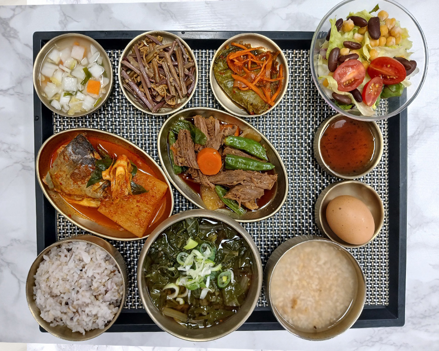 식사 2025년 10월 21일 식단 사진